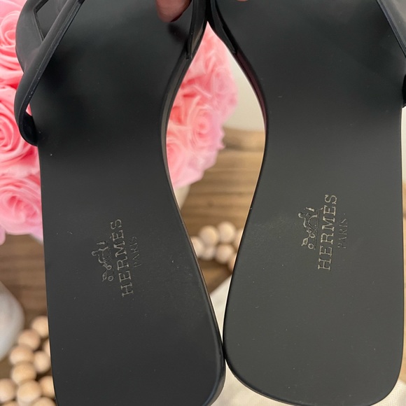 Hermes aloha sandals in Black - Picture 3 of 5